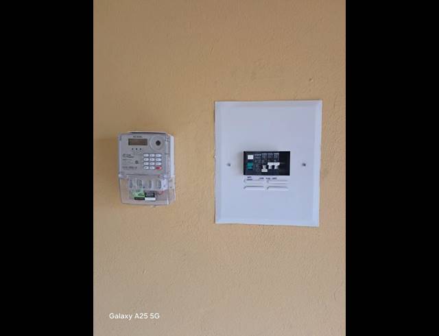 1 BEDROOM PROPERTY TO RENT IN RABIE RIDGE EXT 5